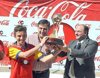 La Escuela Normal es el Campe�n Coca Cola 2013 