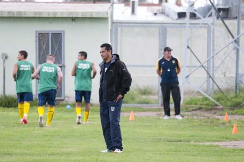 Gabriel Brizuela dijo que no sigue en Defensores  