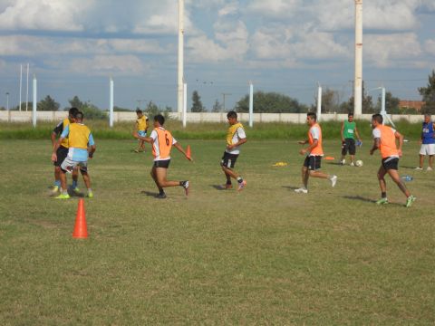 Am�rico Tesorieri se prepara para el debut 